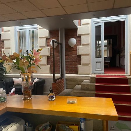 Hotel Le Beau Site Gien Εξωτερικό φωτογραφία