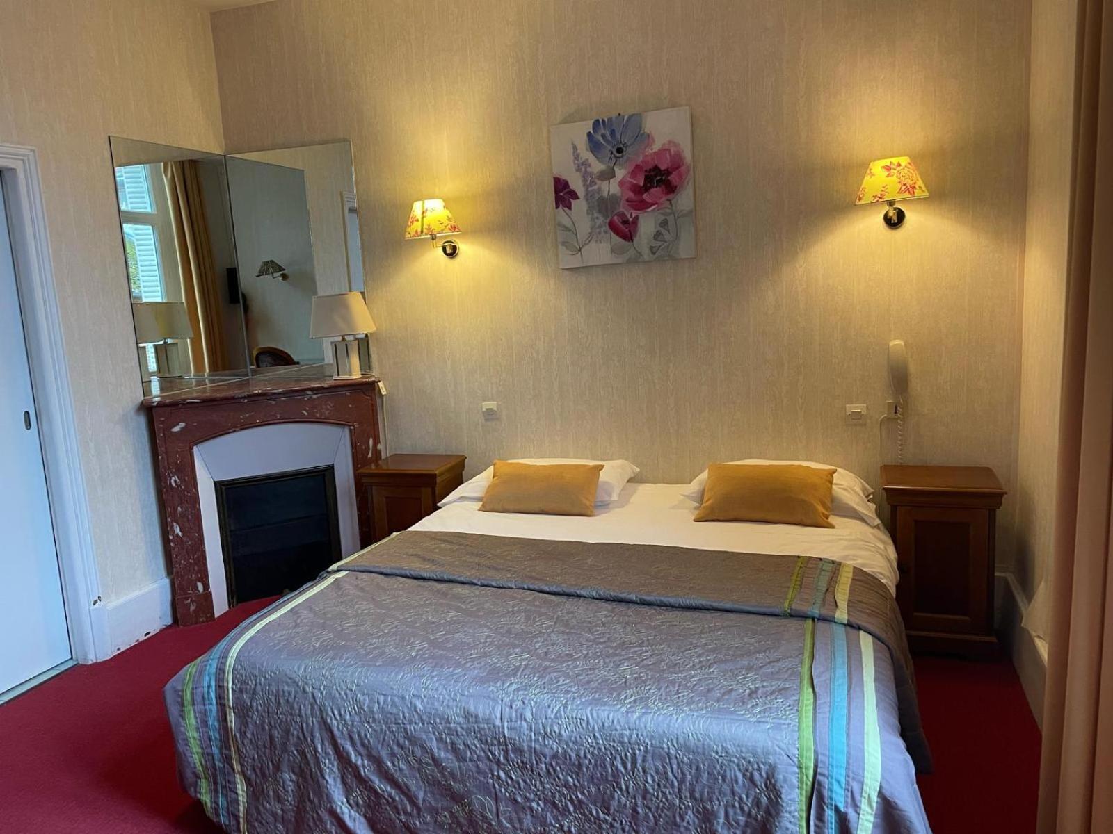 Hotel Le Beau Site Gien Εξωτερικό φωτογραφία
