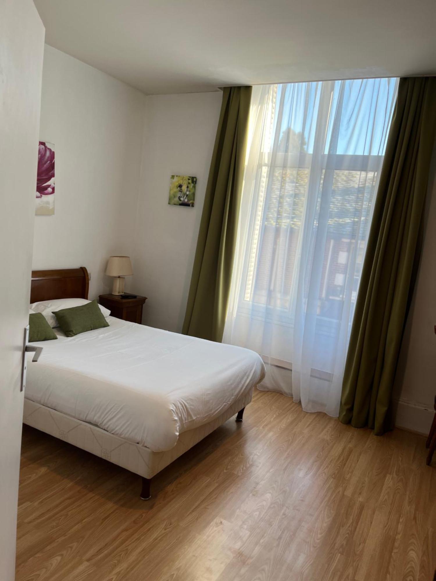 Hotel Le Beau Site Gien Εξωτερικό φωτογραφία
