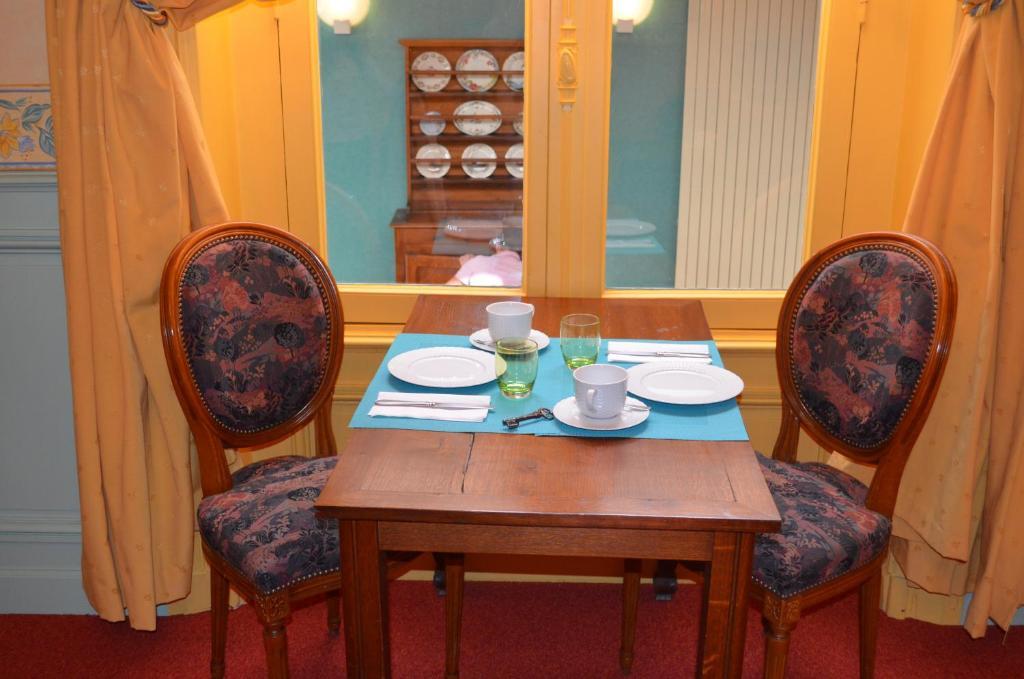 Hotel Le Beau Site Gien Εξωτερικό φωτογραφία
