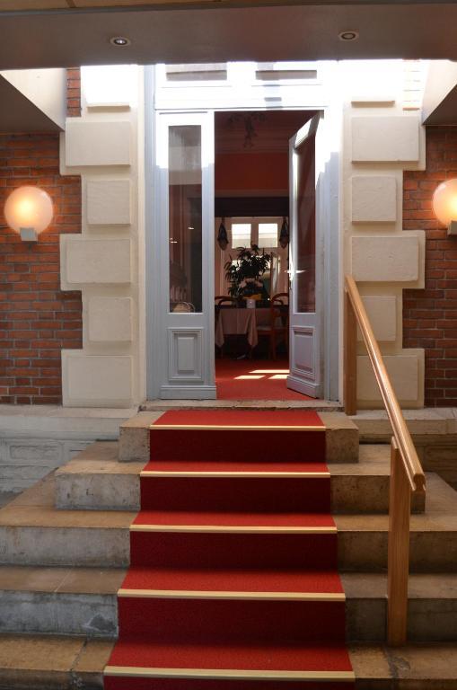 Hotel Le Beau Site Gien Εξωτερικό φωτογραφία